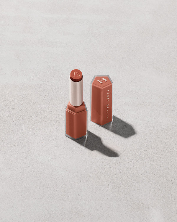 FENTY BEAUTY GLOSS BOMB STIX HIGH-SHINE GLOSS STICK ملمع شفاه مميز من فينتي بيوتي