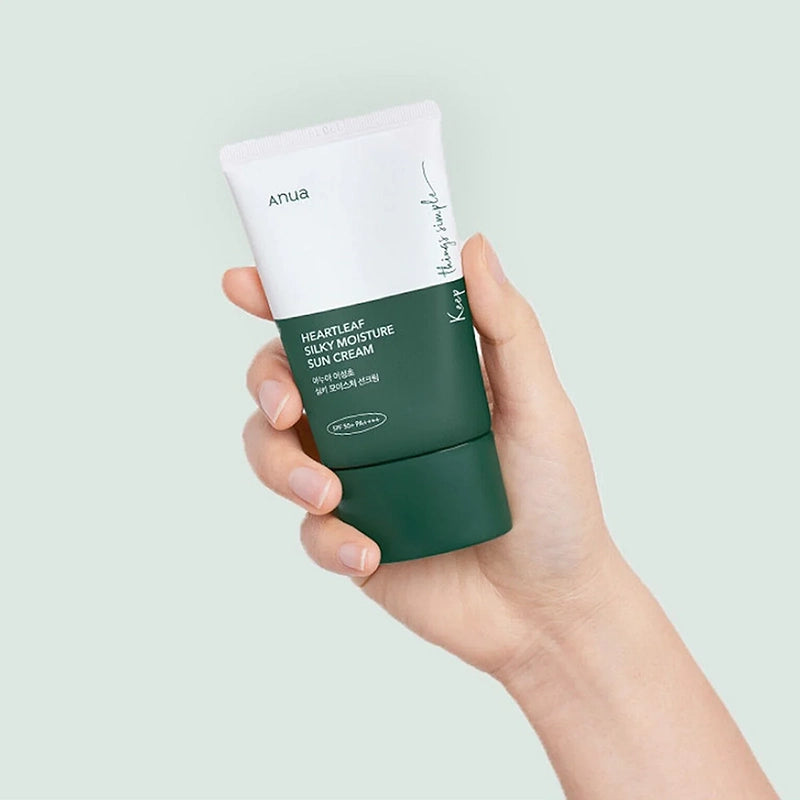 Anua Heartleaf Silky Moisture Suncream Spf50+  واقي شمس بخلاصة اوراق القلب من انوا