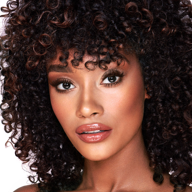 CHARLOTTE TILBURY CHEEK TO CHIC blush&bronzers محدد وملون للخدود من شارلوت