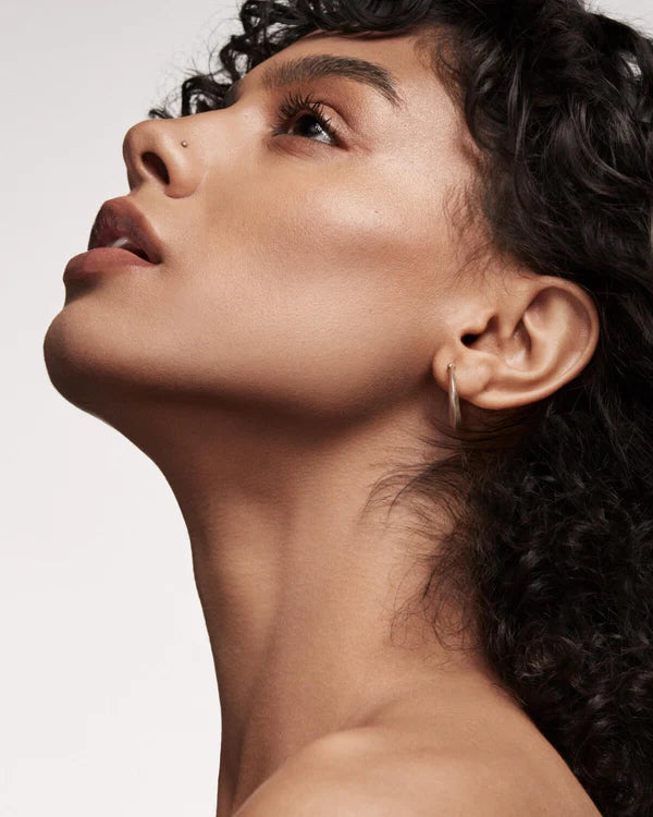 FENTY BEAUTY MATCH STIX SHIMMER SKINSTICK قلم الاضاءة من فينتي بيوتي