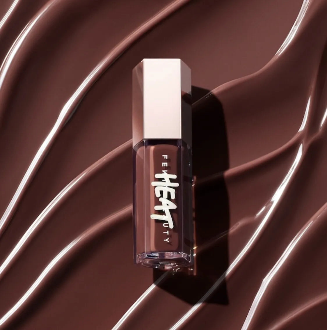 FENTY BEAUTY Gloss Bomb Universal Lip ملمع شفاه من فينتي بيوتي