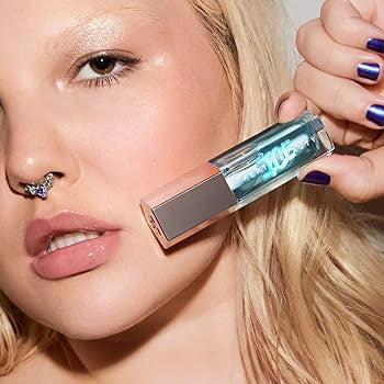 FENTY BEAUTY Gloss Bomb Ice Cooling Lip Luminizer مكبر شفاه بارد من فينتي بيوتي