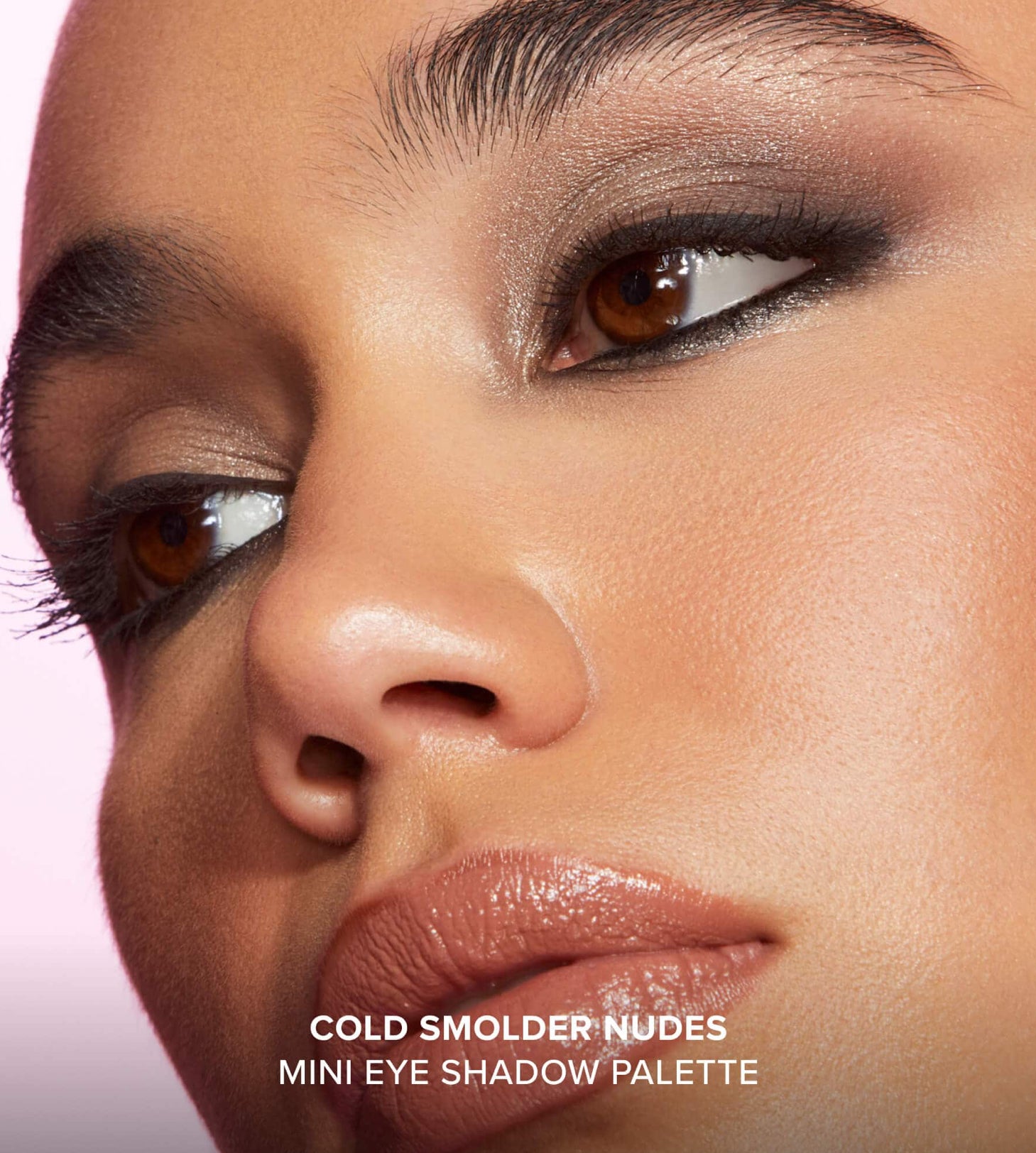 Too Faced Born This Way Natural Nudes Mini Eye Shadow Palette ظلال عيون من توو فيسد