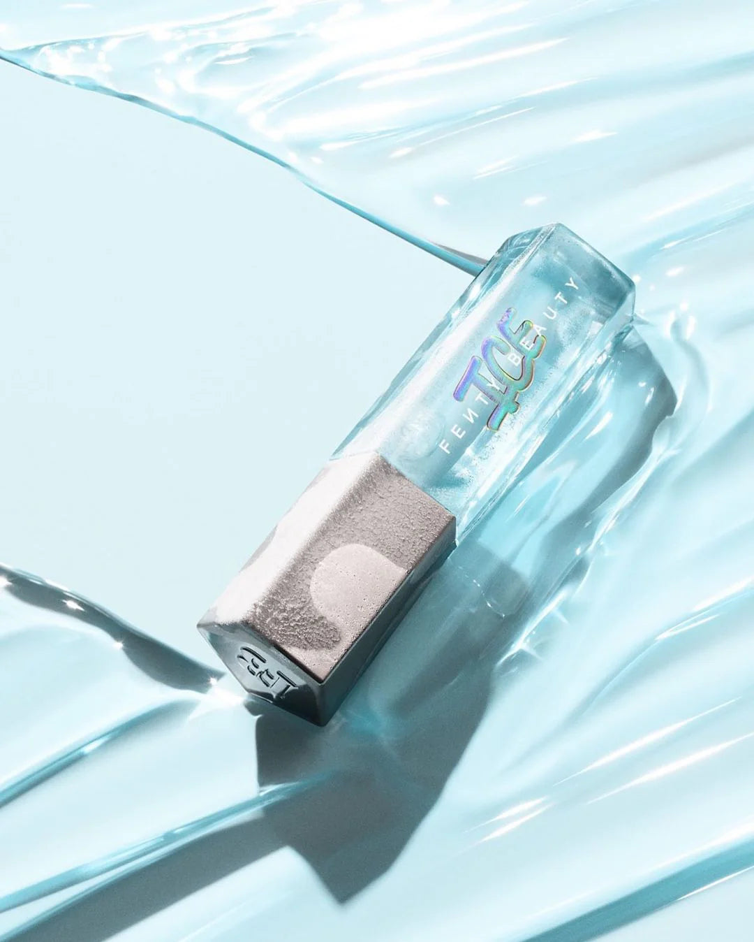 FENTY BEAUTY Gloss Bomb Ice Cooling Lip Luminizer مكبر شفاه بارد من فينتي بيوتي