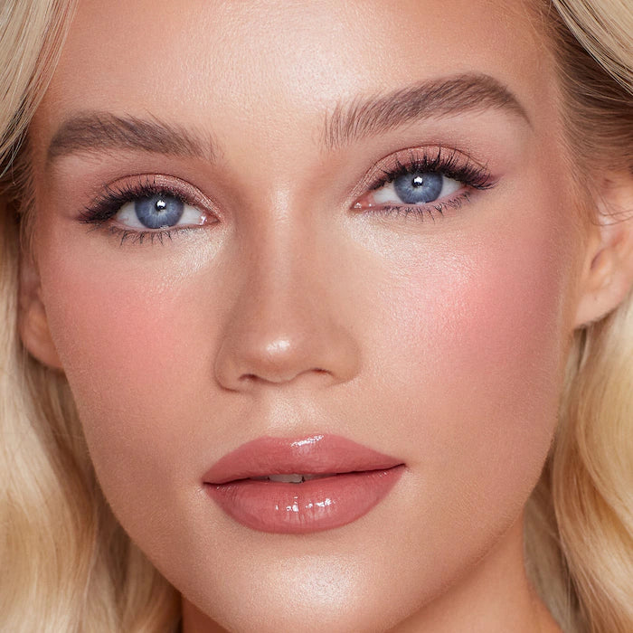 CHARLOTTE TILBURY MATTE BLUSH طلاء وملمع الخدود من شارلوت تيلبري
