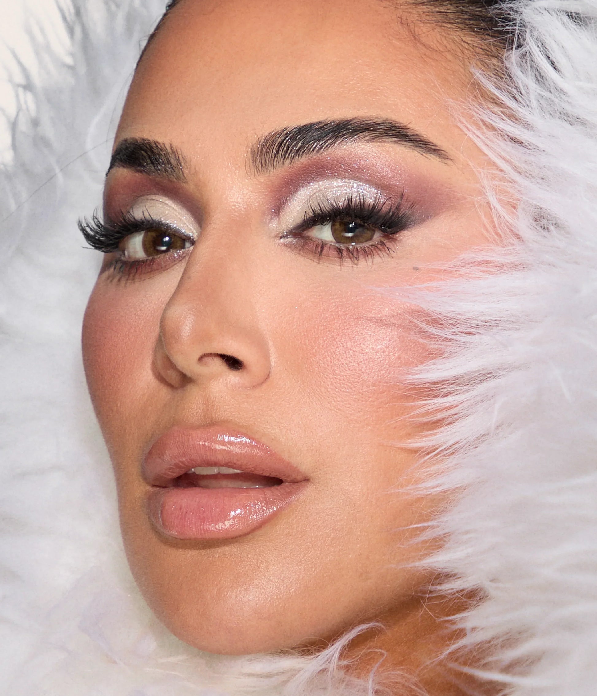 Velvet Desire Set المجموعة المخملية