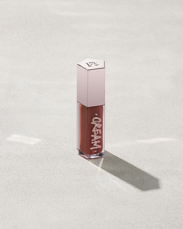 FENTY BEAUTY Gloss Bomb Universal Lip Luminizer ملمع شفاه كريمي من فينتي بيوتي