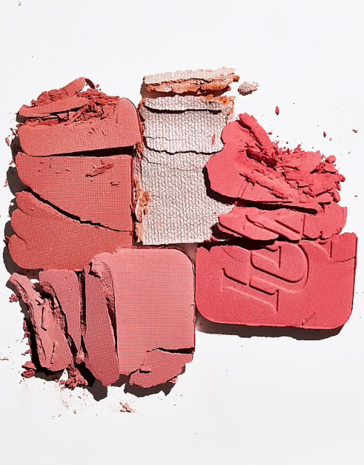HUDA BEAUTY Blush Filter Blurring Blushlighters Palette لوحة أحمر الخدود المضيئة